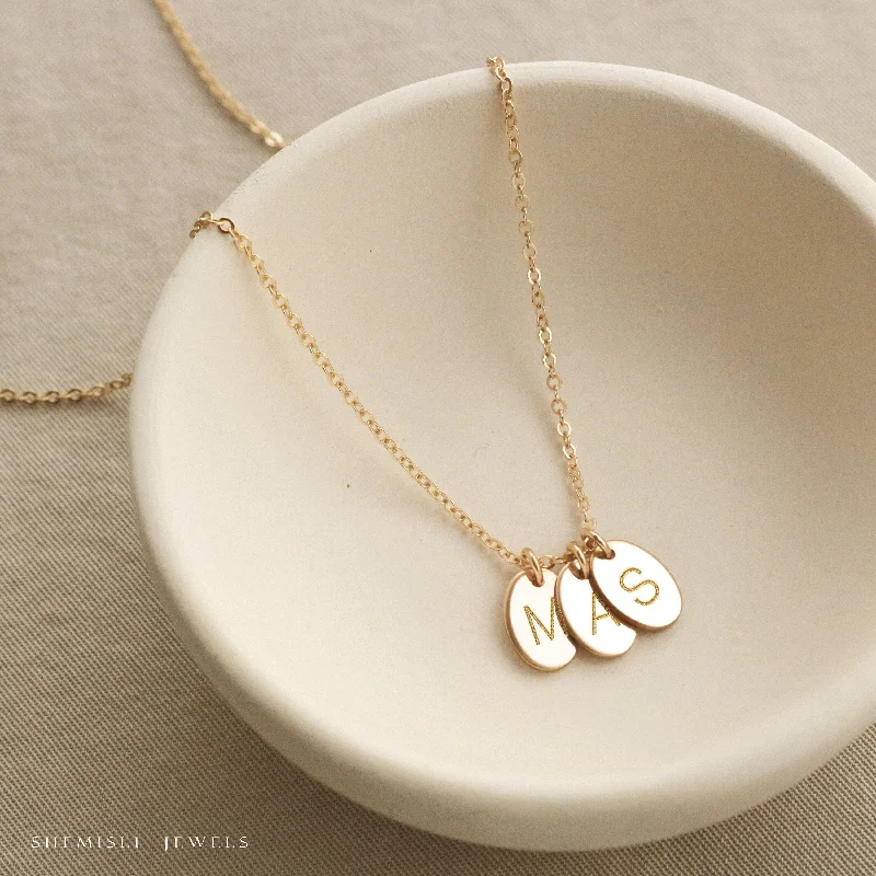 Ladies delicate gemstone necklaces-Oval tag necklace, engraved with family initials, letter, zodiac, unique gift for women, mom, granny, Unisex, Gold Filled, Silver • novlv10m