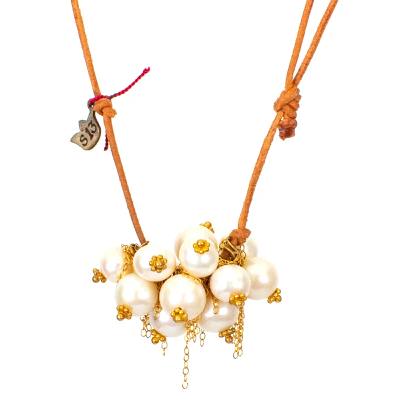 Ladies meaningful necklaces-Pearl Cluster Necklace