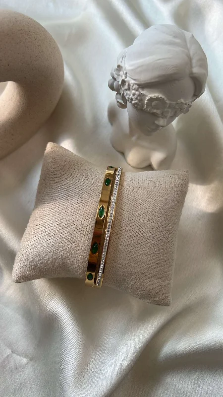 Ladies multi-layer bracelets-Waddle emerald bangle