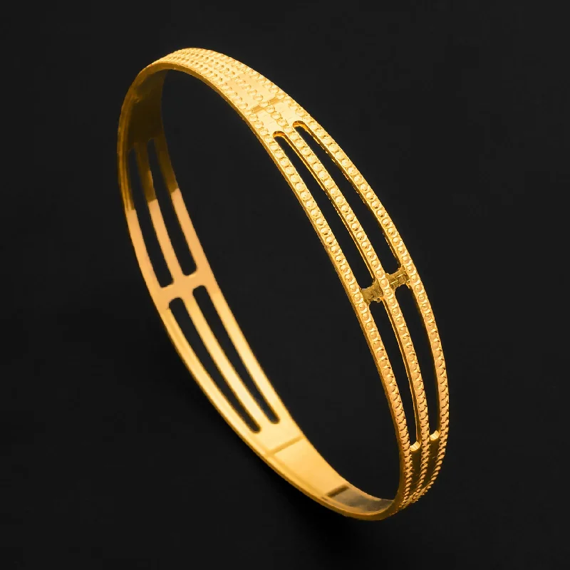 Ladies trendy bracelets-GOLDEN BANGLE PGB168-571