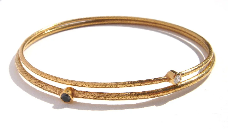 Ladies gold and diamond bracelets-06. Solitair Bangle