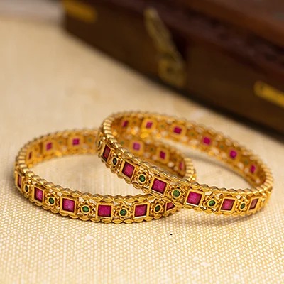 Ladies gold link bracelets-Gold Bangle PSGRBSR3R-24-006