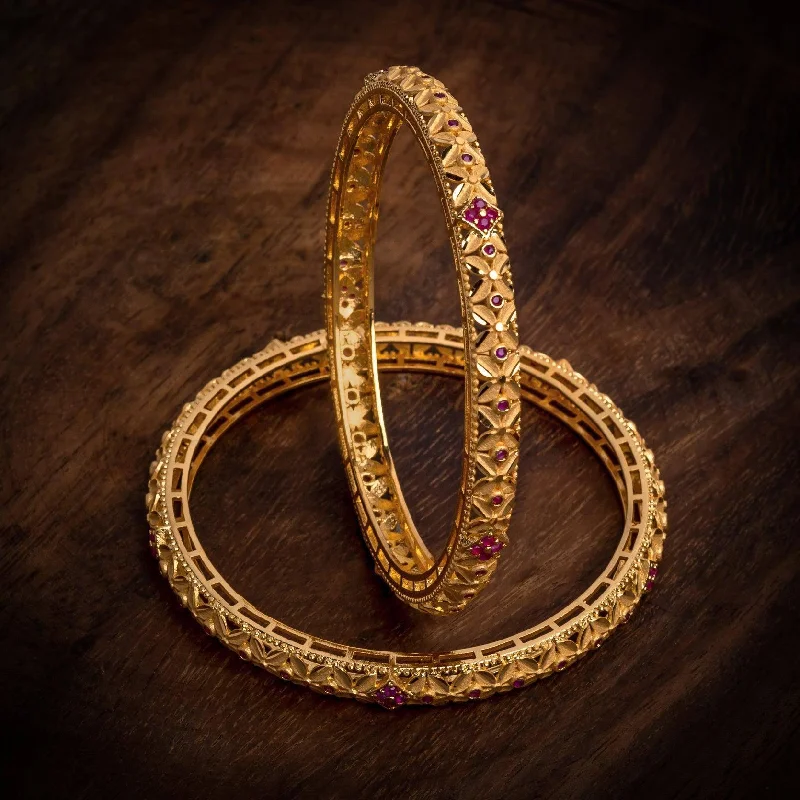 Ladies classic gold bangles-Bangle PSB39R-052