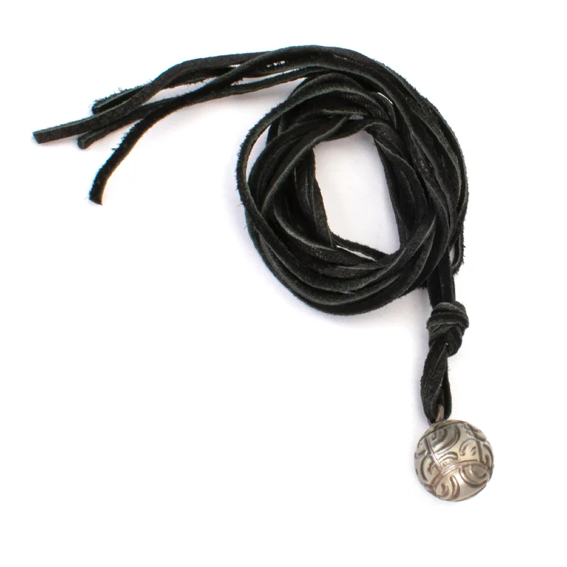 Ladies modern pendant necklaces-Carved Pearl Suede Wrap