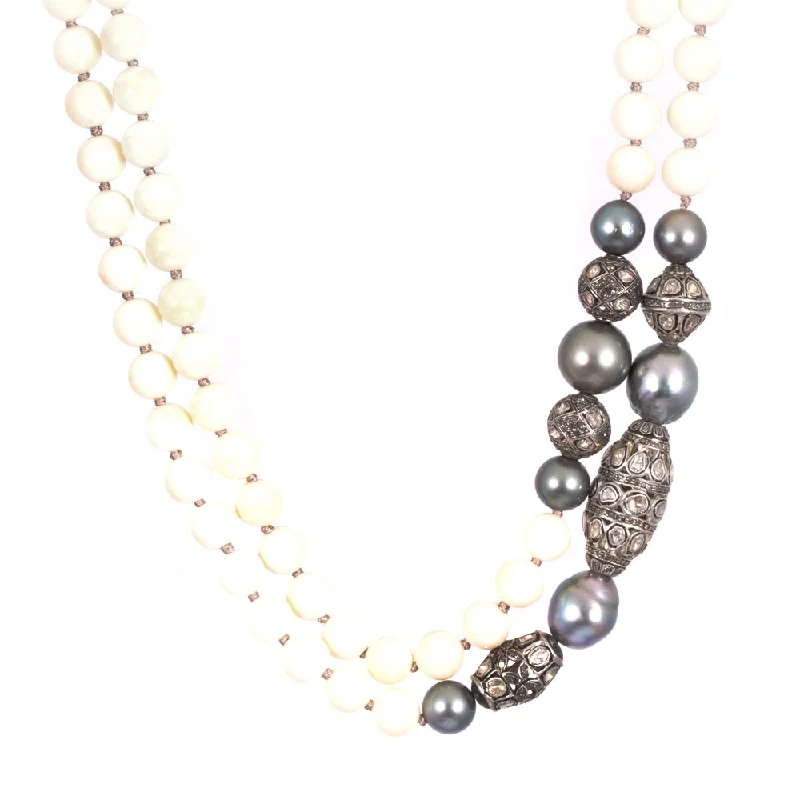 Ladies diamond necklaces for brides-Pearl Ebony Strand