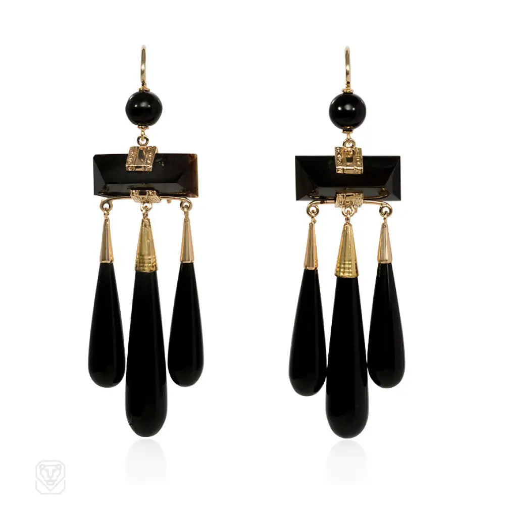 Ladies hanging earrings-Antique teardrop onyx and gold pendant earrings