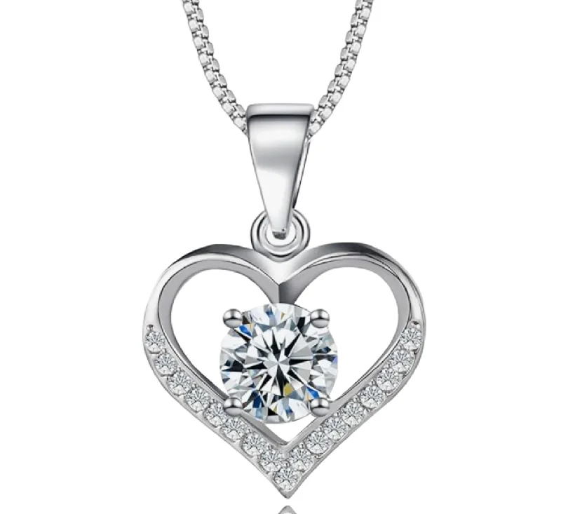 Ladies multi-layer necklaces-Heart Pendant Necklace | S925 | Moissanite