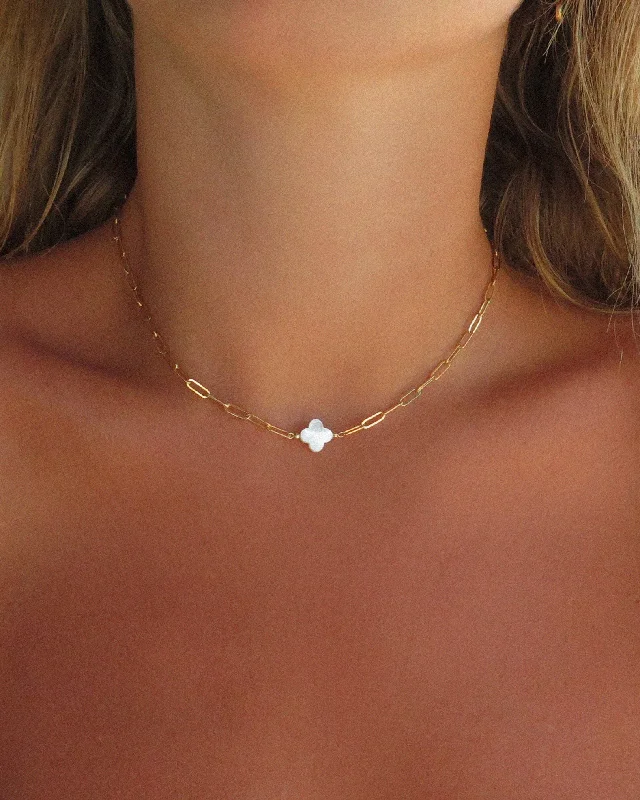 Ladies star necklaces-Thick Drawn Cable Chain White Clover Necklace