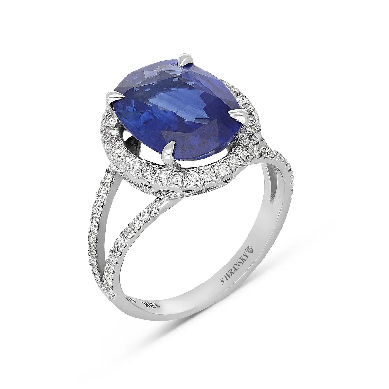 Ladies sapphire rings-Royal Blue Sapphire Ring - 5.5 Carat