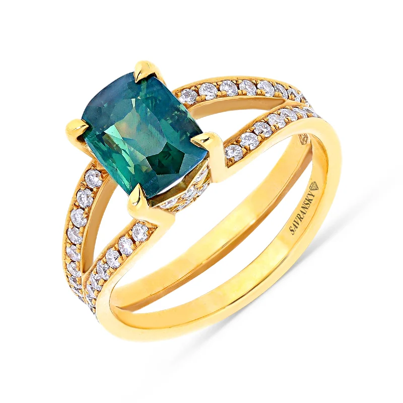 Ladies yellow gold rings-Cushion Cut Natural Alexandrite Ring