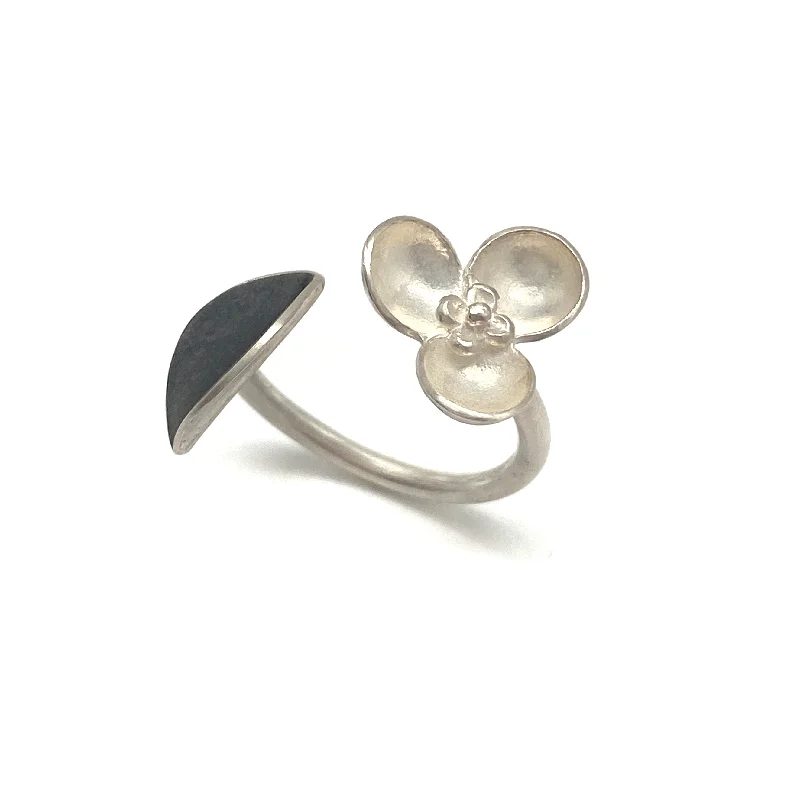 Ladies adjustable rings-Flower and Leaf Ring