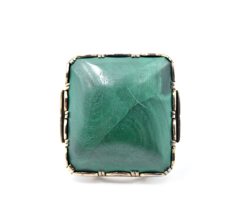 Ladies cushion cut rings-Vintage 1920s Malachite 9k Yellow Gold Ring