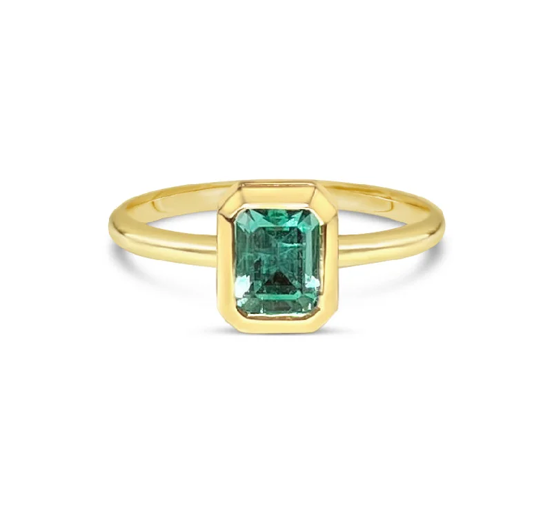 Ladies sterling silver rings-REVE || 0.7ct emerald in yellow gold 14k