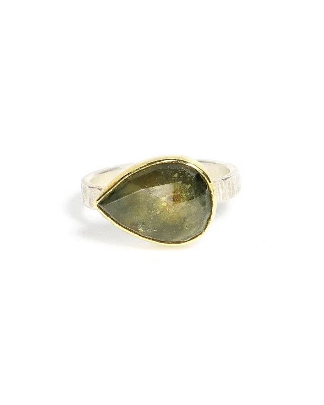 Ladies men’s and women’s rings-Teardrop Moss Green Sapphire Ring