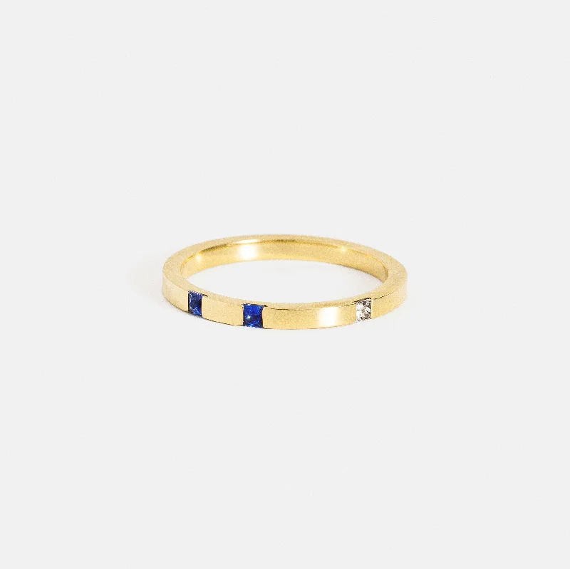 Ladies silver promise rings-Erda Ring in Gold with Sapphires